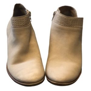 Lucky Brand Suede Ankle Boots SZ 6 Light Tan